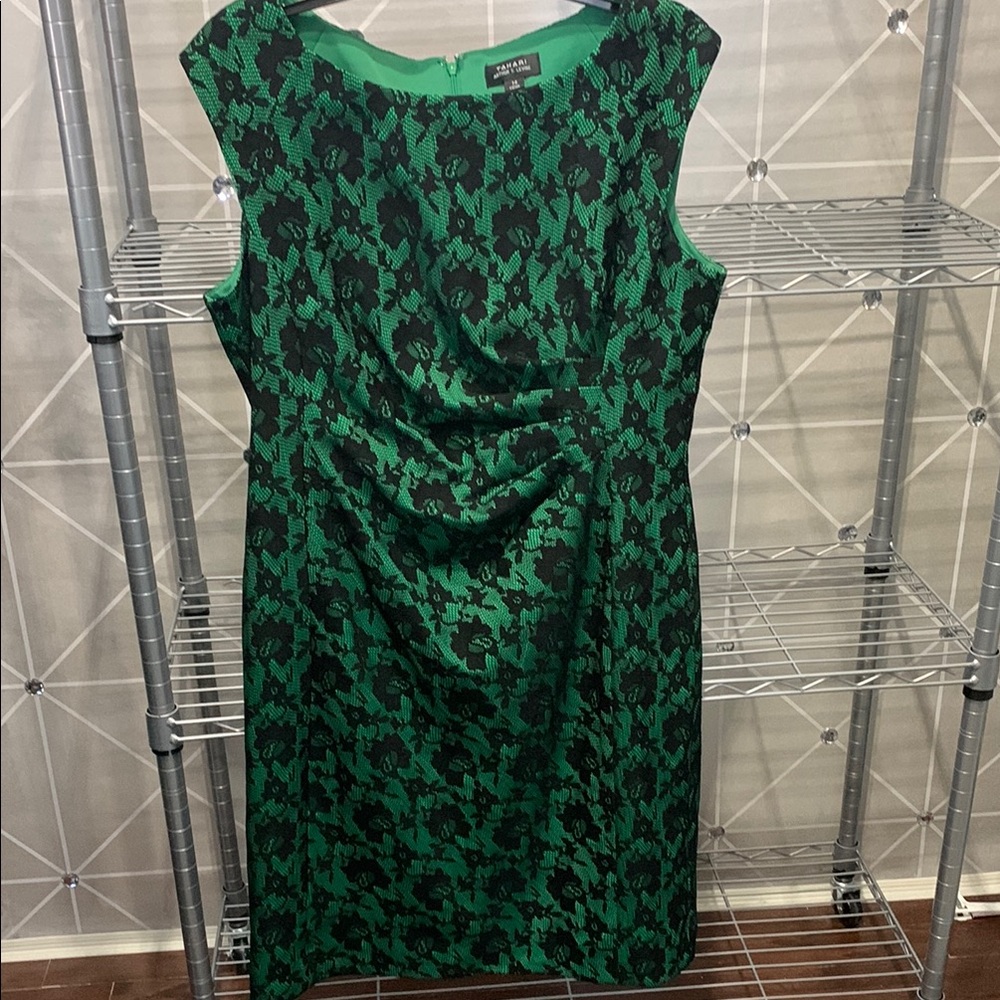 Tahari Green and Black Sheath Midi Dress